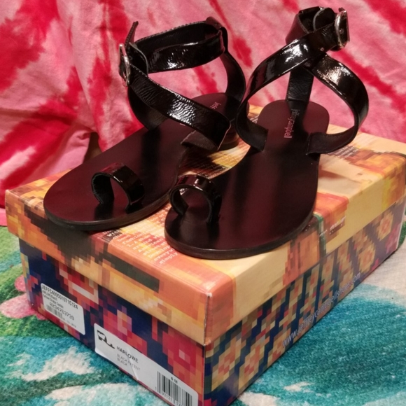 Harlowe black strappy sandals - Picture 2 of 8